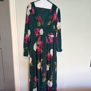 Floral long sleeve green dress